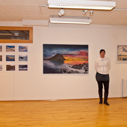 Málverk og ljósmyndir Þórönnu sem sýndi afrakstur sinn úr tveimur námsáföngum, myndlist og listljósmyndun. (Ljósmynd:
Guðný Ágústsdóttir)