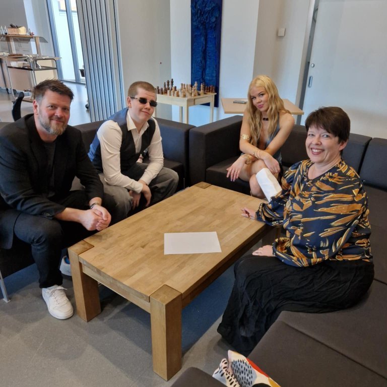 b7fec4d8-238b-4305-82ea-e629dd592e07