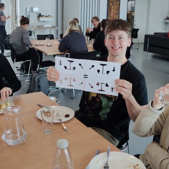 333256886_1383848475801308_7779950357669853221_n