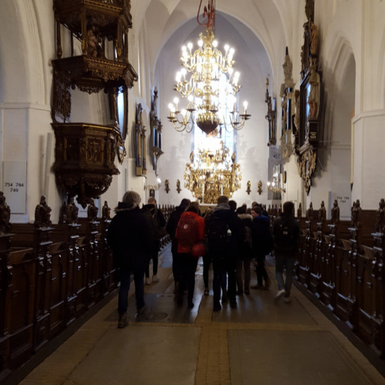 Stafrænar þjóðsögur