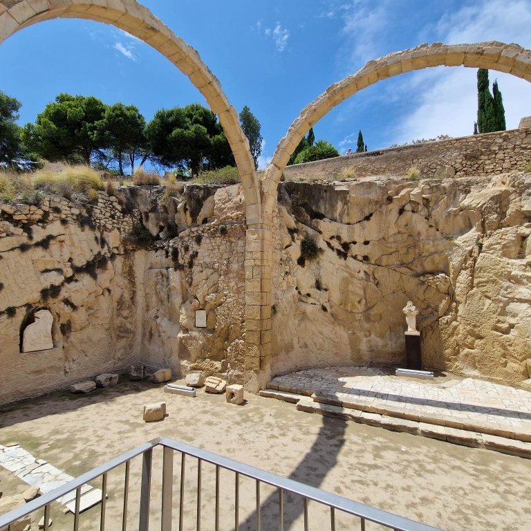 350850934_1211672782824634_612607077538173757_n