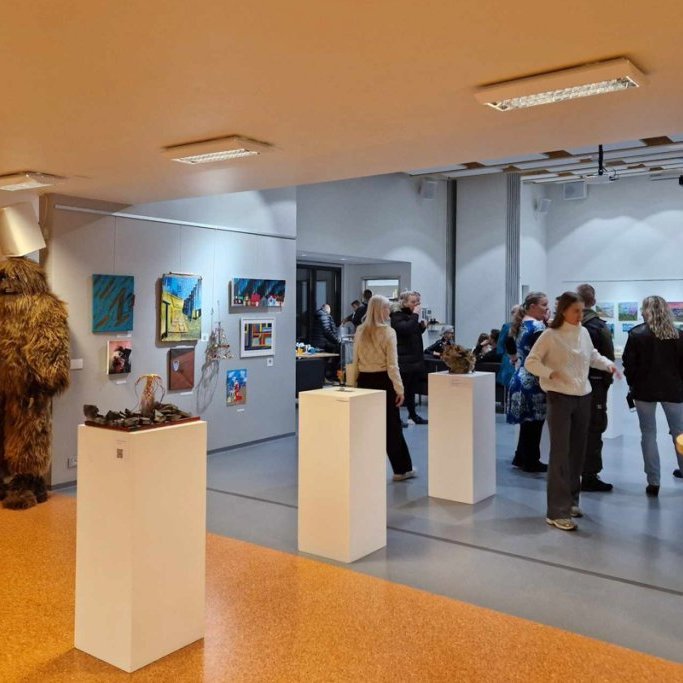 367328711_899178438617646_2958402197860410694_n