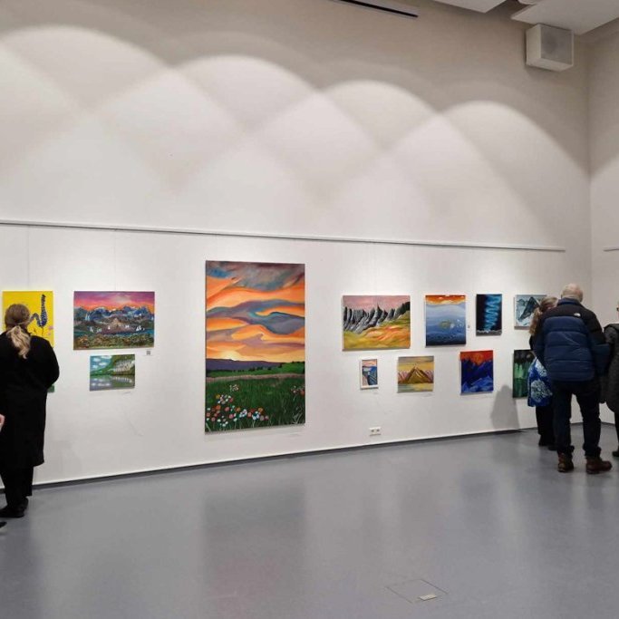 393203323_330070189886483_6949997661090741251_n