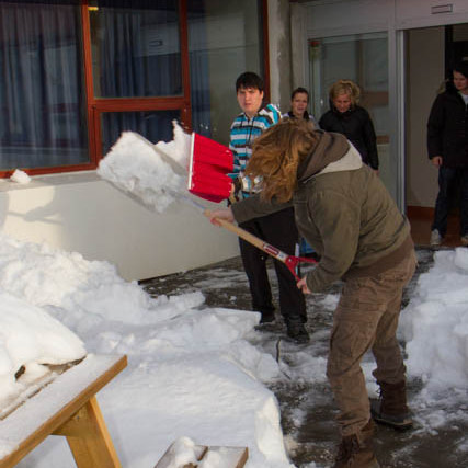 Helgi Páll og Aron moka