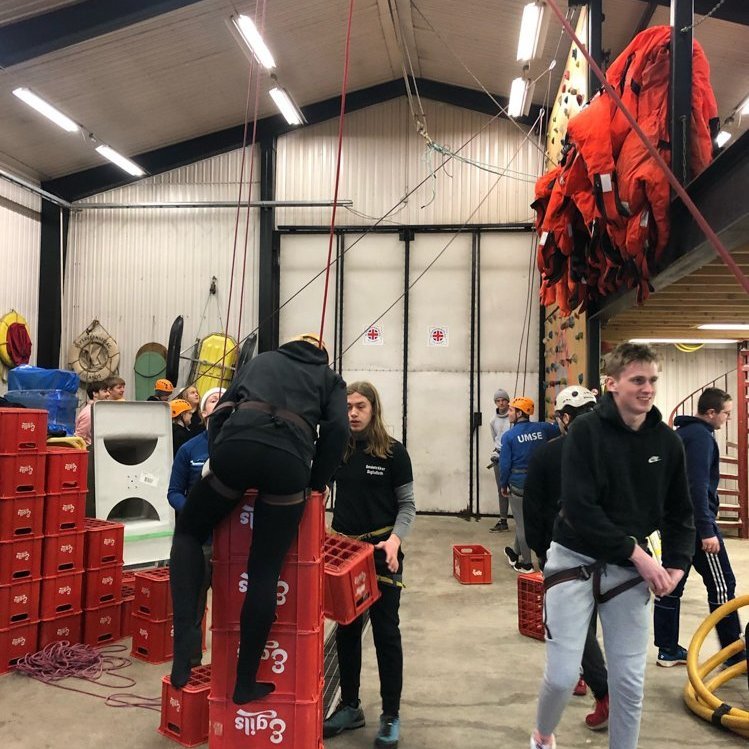 74796896_2502410626503356_2759004609182695424_n