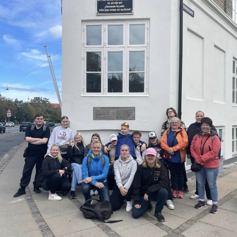 387179057_10161323689490479_1866257063355212297_n