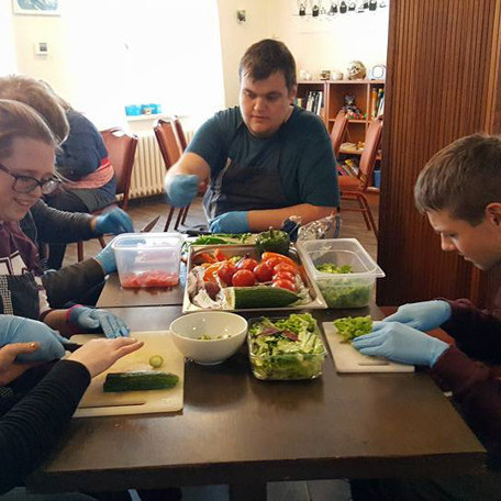 28661244_10156014649410479_816423990244316867_n