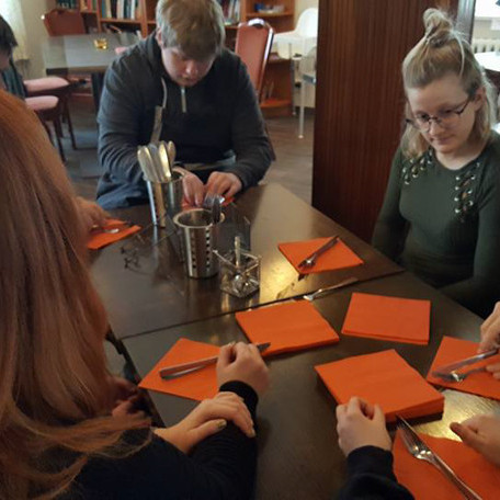 28795427_10156014719210479_390635949509239144_n