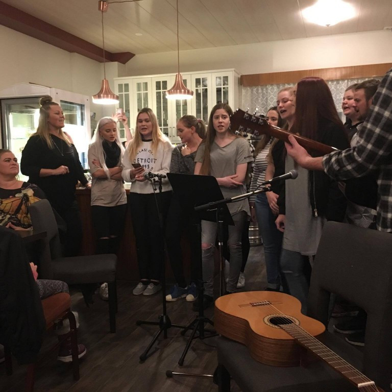 14875826_10153949465890686_392390683_o