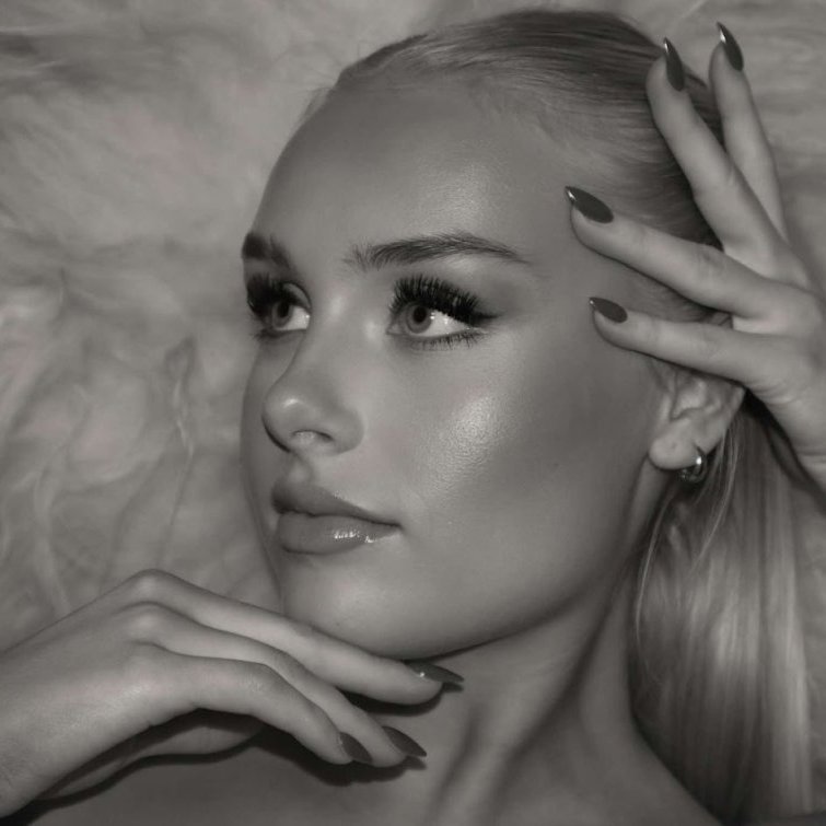 gudrun-hafthorsdottir-a