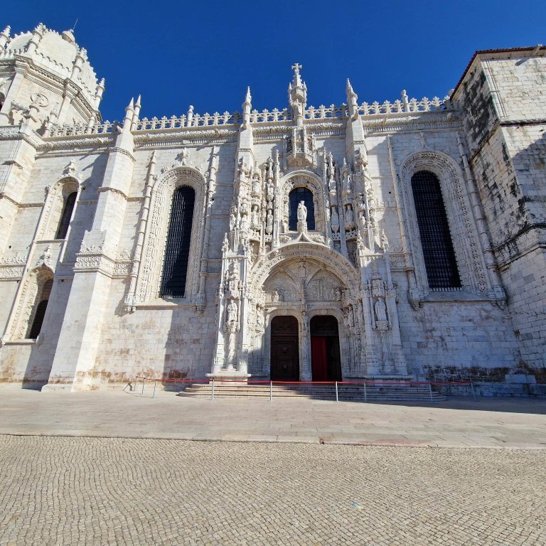 341626299_568684101999812_3457088188448056753_n