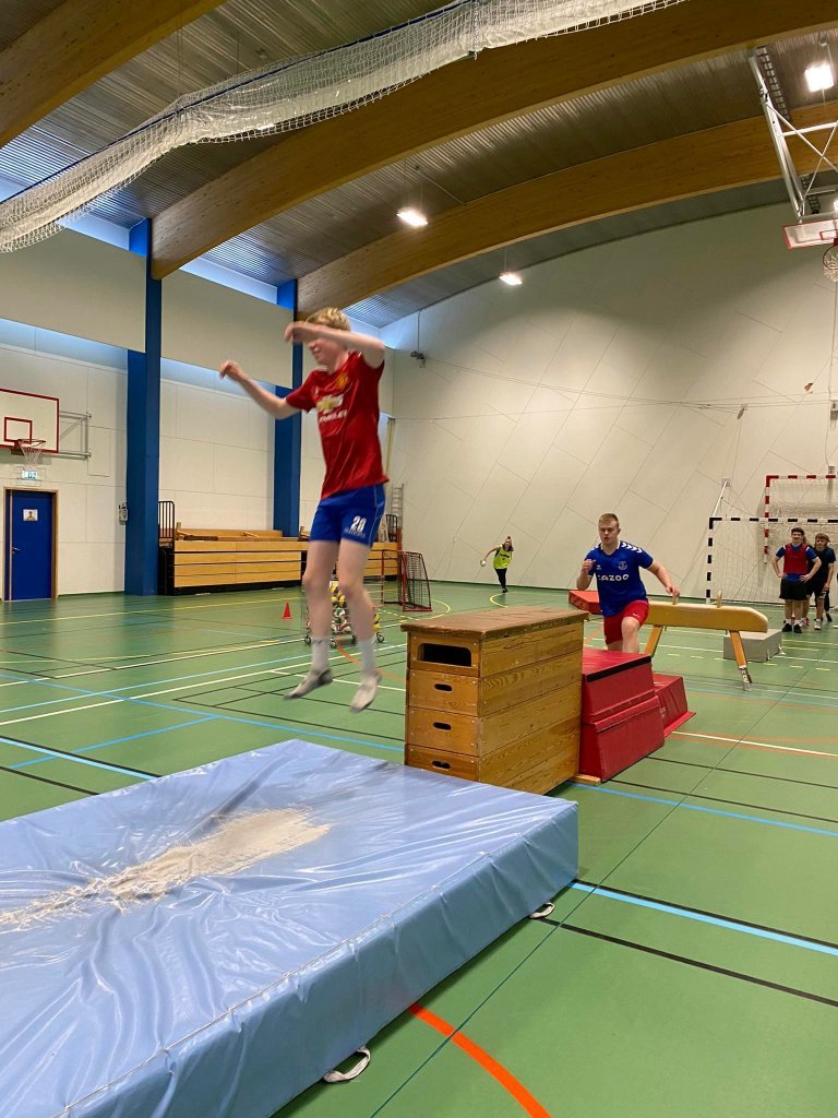 Nemendur MTR og VMA bregða á leik. Ljósmynd: Lísebet Hauksdóttir.