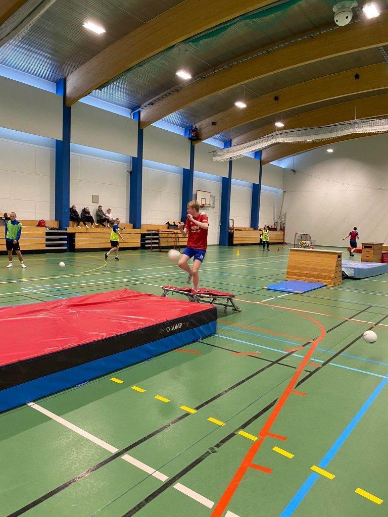 Nemendur MTR og VMA bregða á leik. Ljósmynd: Lísebet Hauksdóttir.