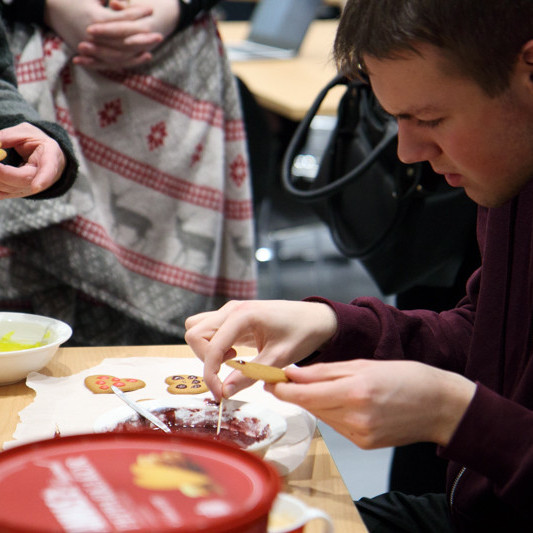 Piparkökur og vöfflu