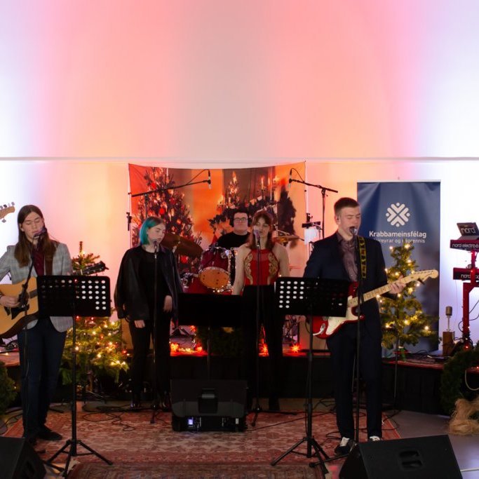 Tónleikar til styrktar Krabbameinsfélagi Akureyrar og nágrenis.