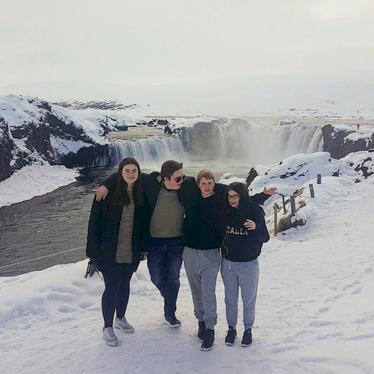 17357187_1593176680710816_1700028270_o