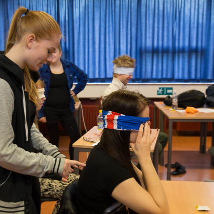 Táknmál mynd Gísli