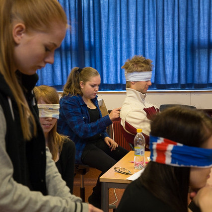 Táknmál mynd Gísli