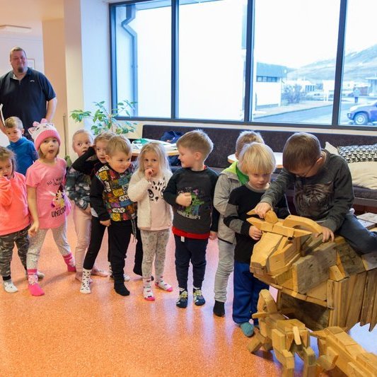 Nemendur Tröllahóls