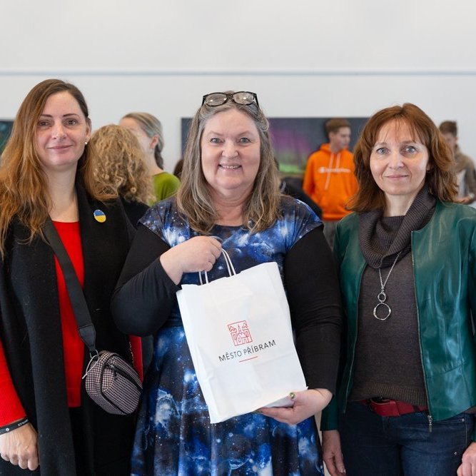 U2 have a voice gjafir