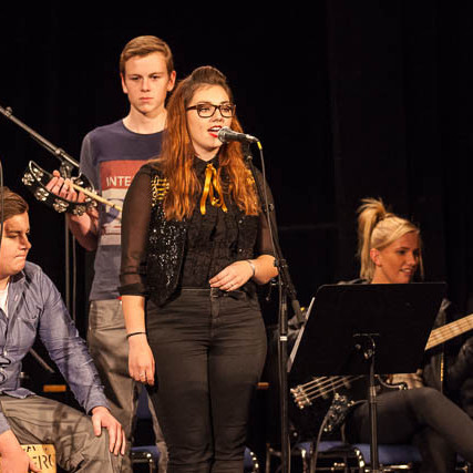 Uppskeruh&aacute;t&iacute;&eth; mynd GK