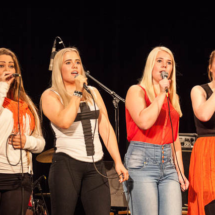 Uppskeruhátíð mynd GK