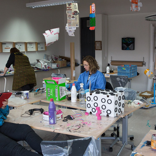 Úrgangslist í miðannarviku mynd Gísli