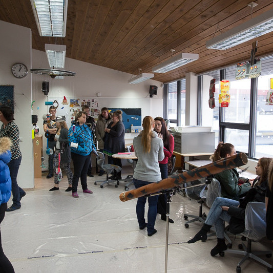 Úrgangslist í miðannarviku mynd Gísli