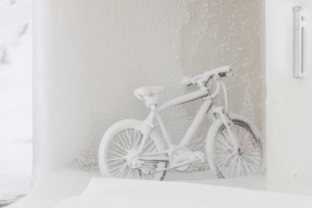 Hjól í snjó. Mynd: Lára Stefánsdóttir.