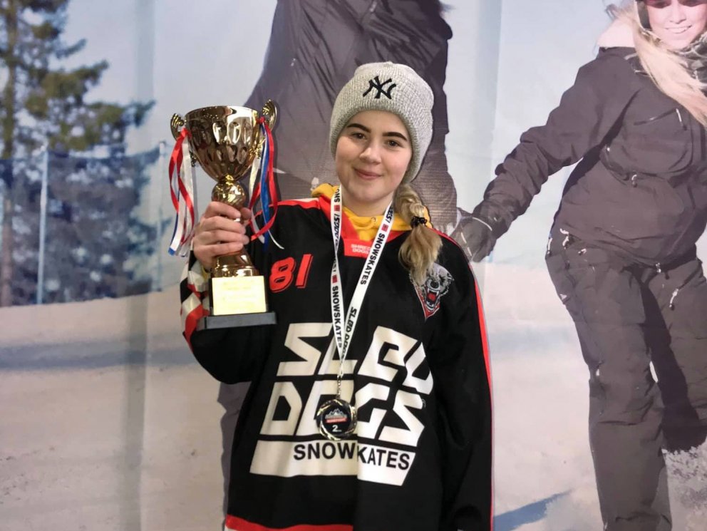 Aþena Marey önnur í snjóskautakeppni í Kína