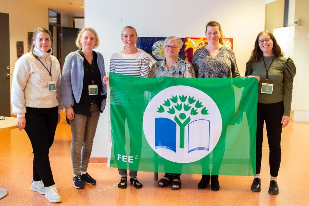 Ósk Kristinsdóttir, Sigurlaug Arnardóttir og Vigdís Fríða Þorvaldsdóttir frá Landvernd ásamt Karólín…