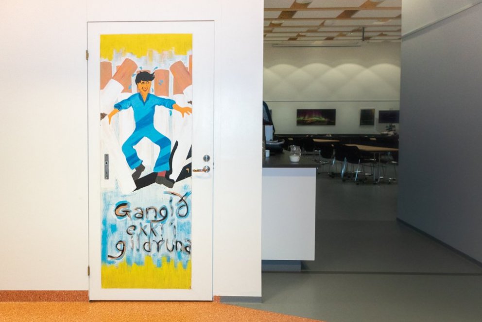 Hurð í hurð mynd GK