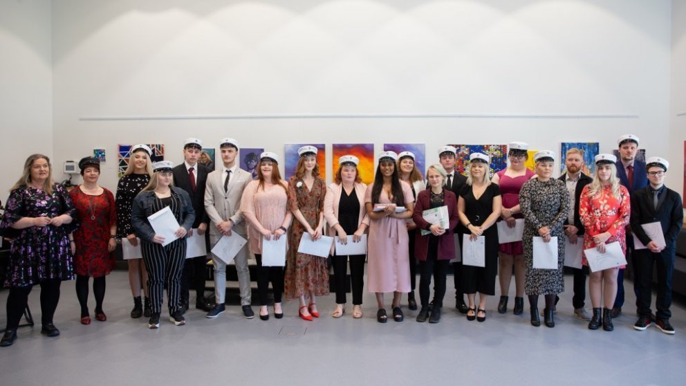 Útskrift vor 2019 mynd GK