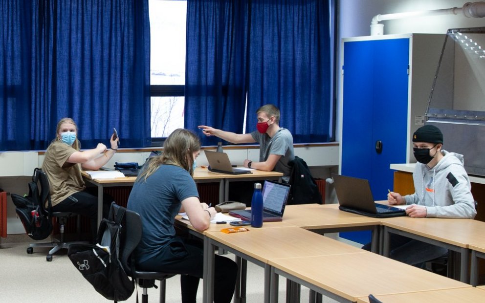 Nemendur vinna mynd GK