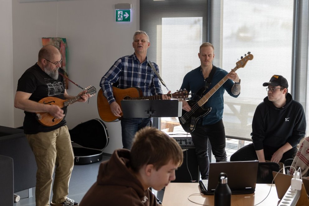 Hamingjubandið mynd GK