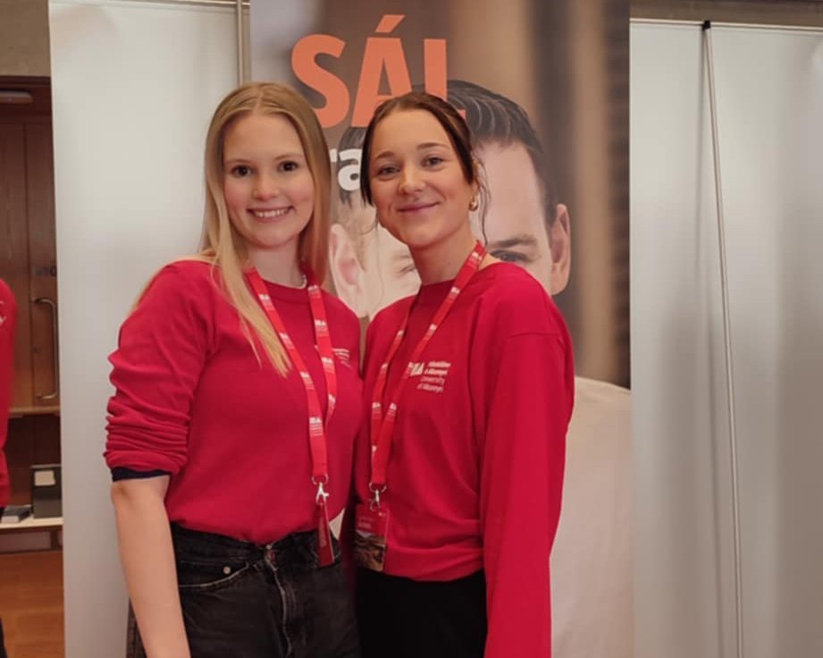 Sigurbjörg og Rakel mynd Ida Semey