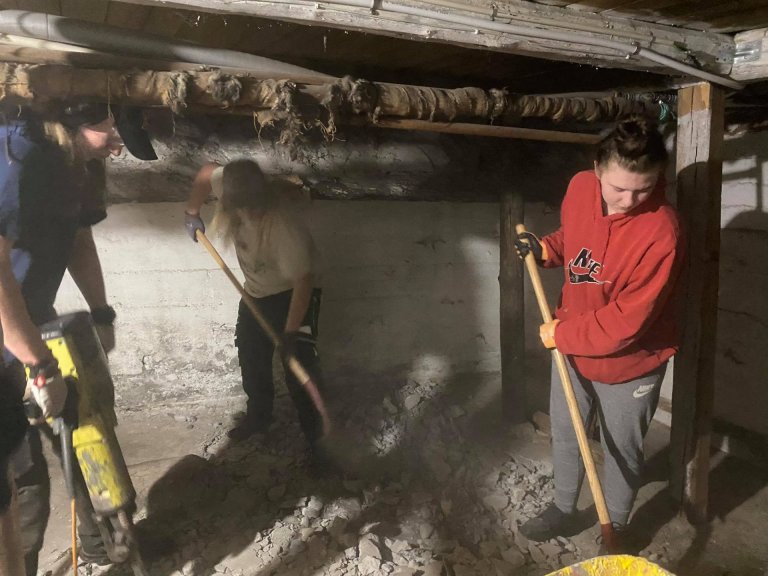 Múrbrot í Pálshúsi. Ljósmynd: LS.