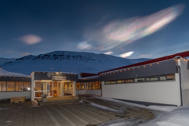 Icelandic as a second language