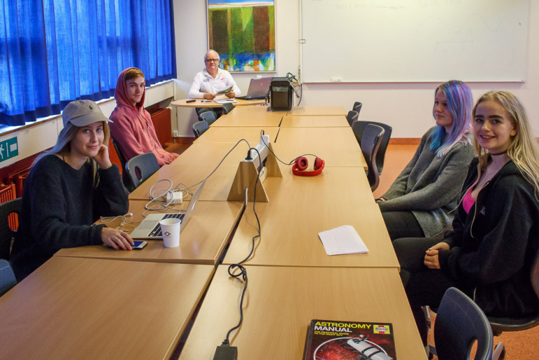 Sólkerfið í miðannarviku