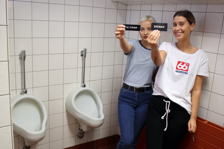 Marín og Rebekka mynd GK