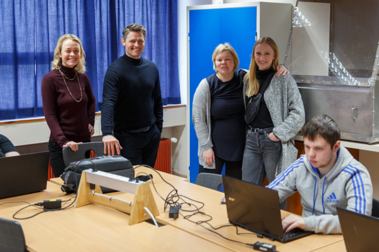 Gestir úr Tækniskólanum í heimsókn mynd GK