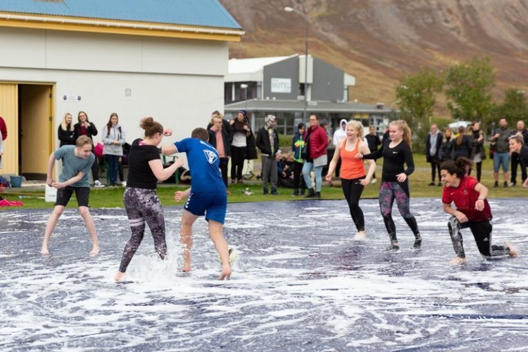 Sápubolti á nýnemadegi (GK)