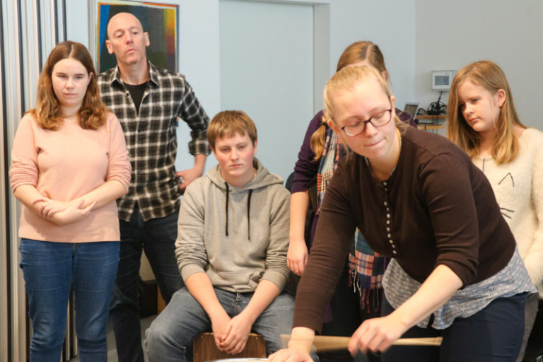 Sigrún spilar mynd KB